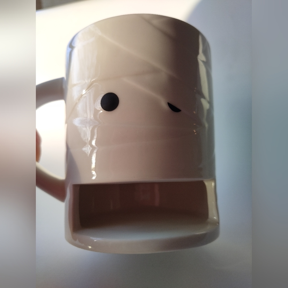 🎃 Indigo Mummy Cookie Mug - Picture 3 of 6